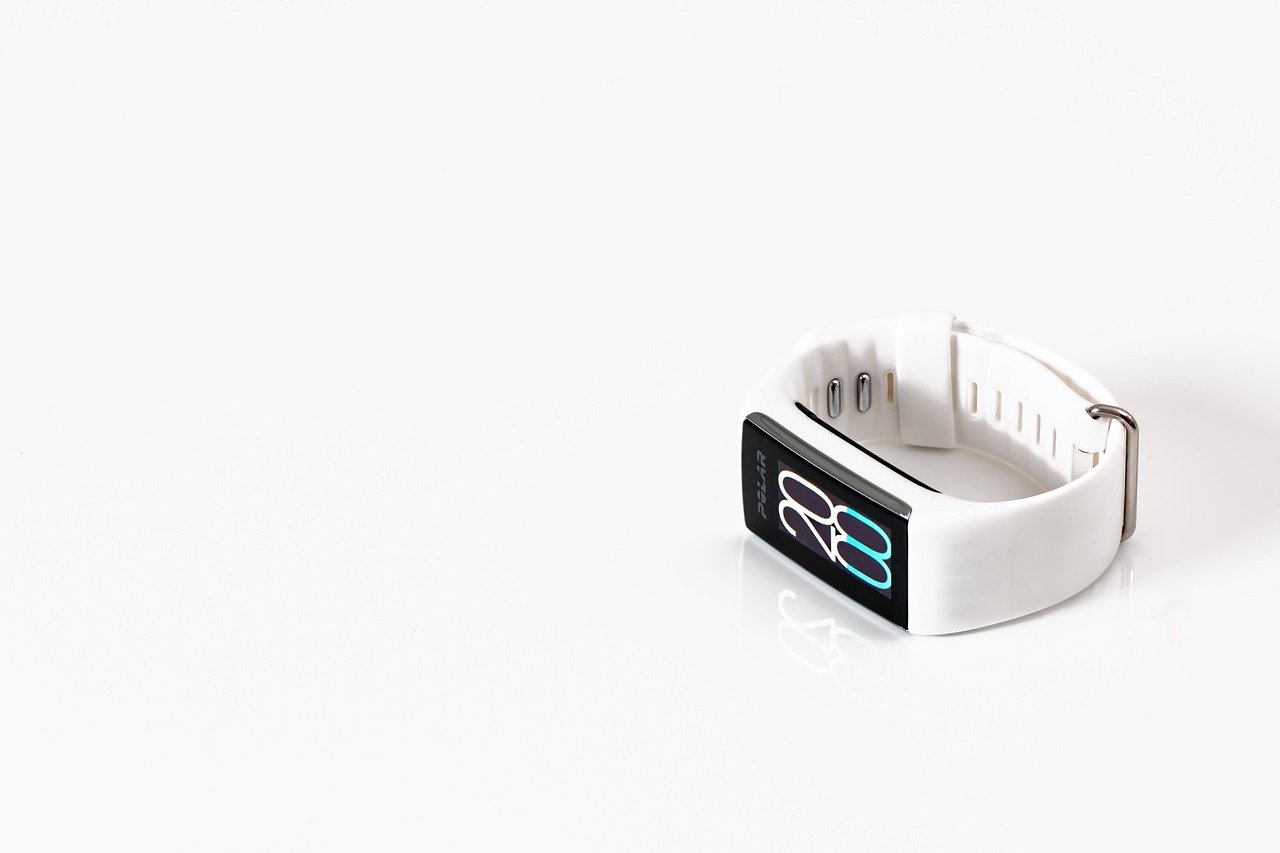 Smartwatch with heart rate and ECG monitoring